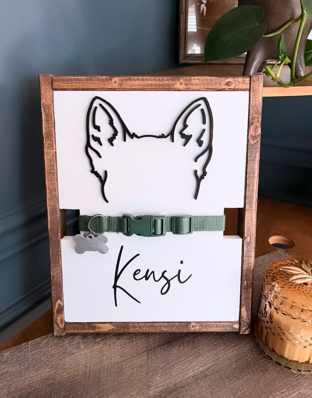 Custom Dog Ear Silhouette - Pet Line Art With Collar Holder