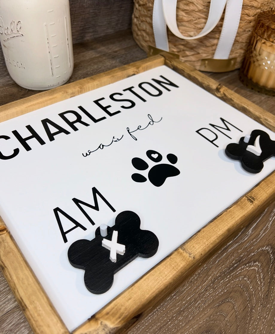 Doggy Diner Sign : Pet Mealtime Organizer with AM/PM Tracker