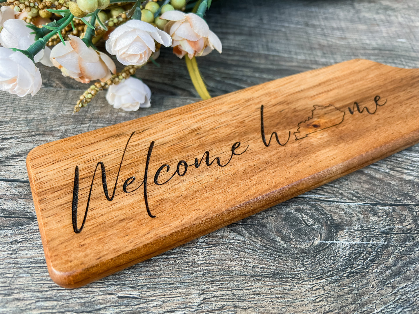 Engraved "Welcome Home KY" Mini Charcuterie Board