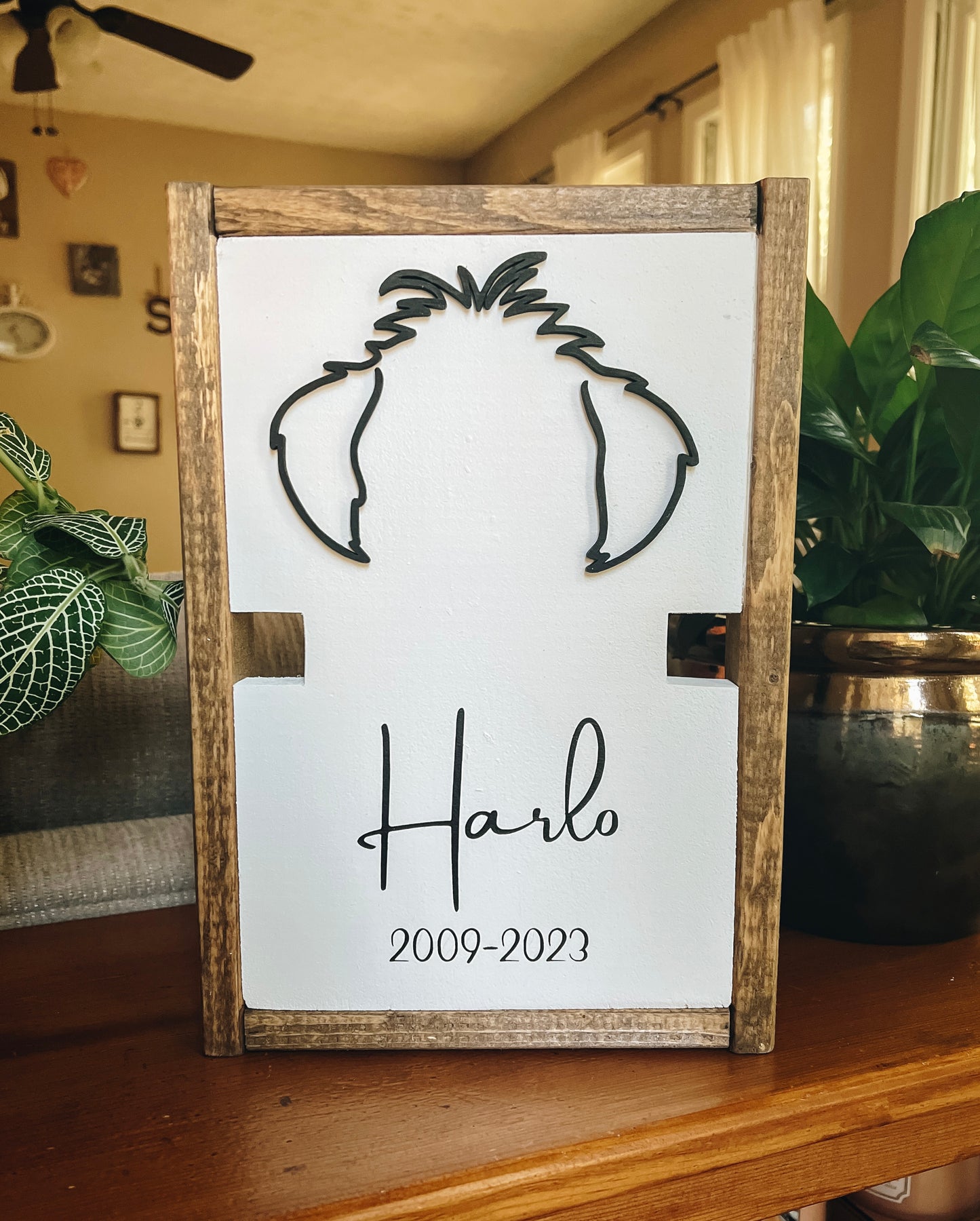 Custom Dog Ear Silhouette - Pet Line Art With Collar Holder