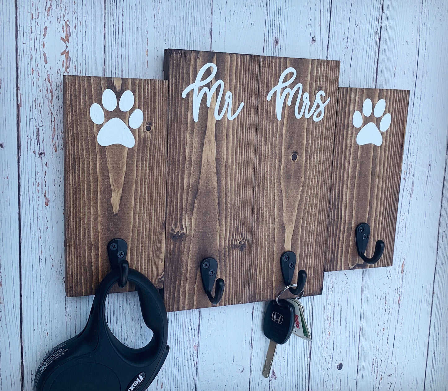 Custom Mr and Mrs Wedding Sign | His Hers Key and Dog Leash Holder for Wall | Engagement Gift For Future Mr Mrs | Dog Lover Entryway Decor