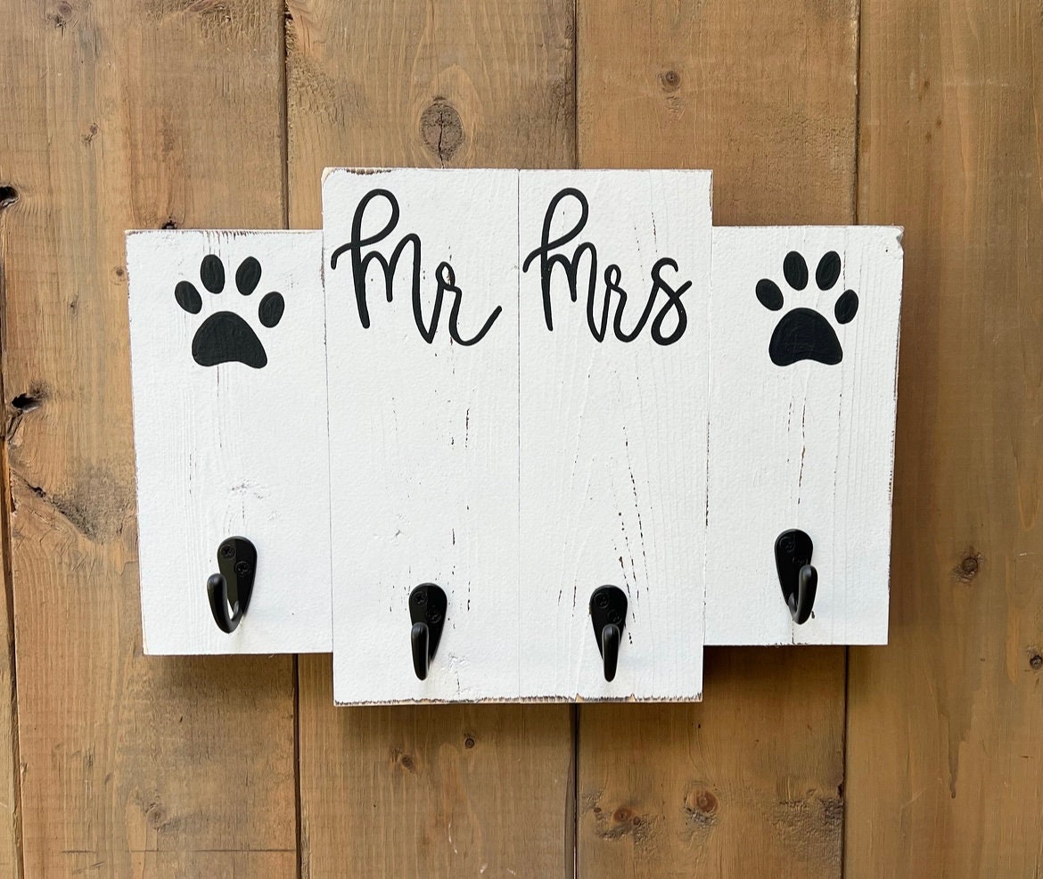 Custom Wedding Gift For Couple | Future Mr and Mrs | Key and Dog Leash Holder for Wall | Family Last Name Wood Sign | Dog Lover Gift Idea