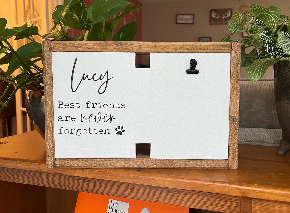 Best Friends are Never Forgotten - Pet Memorial Keepsake